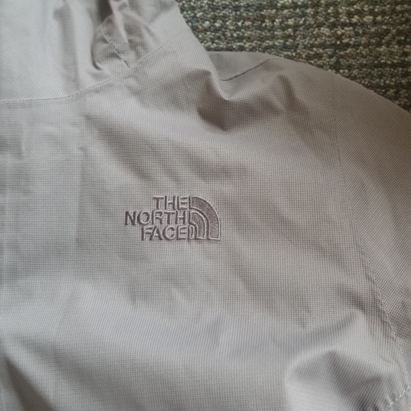 North face Jacket - Picture 2 of 3